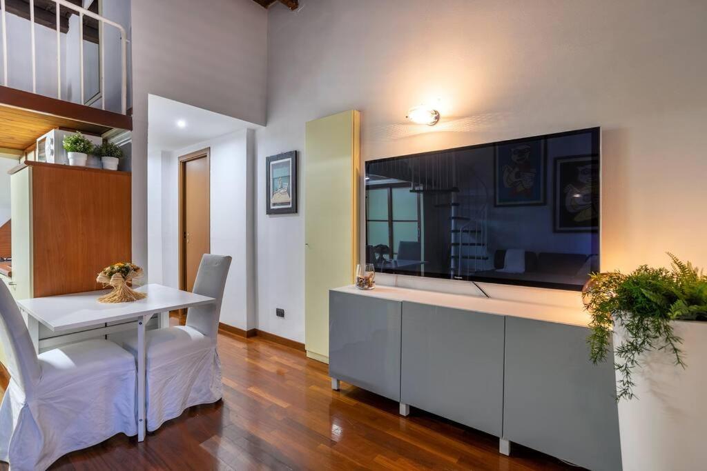 Appartamento Moscova-Duomo Loft Wifi, Netflix & Design Milano Esterno foto
